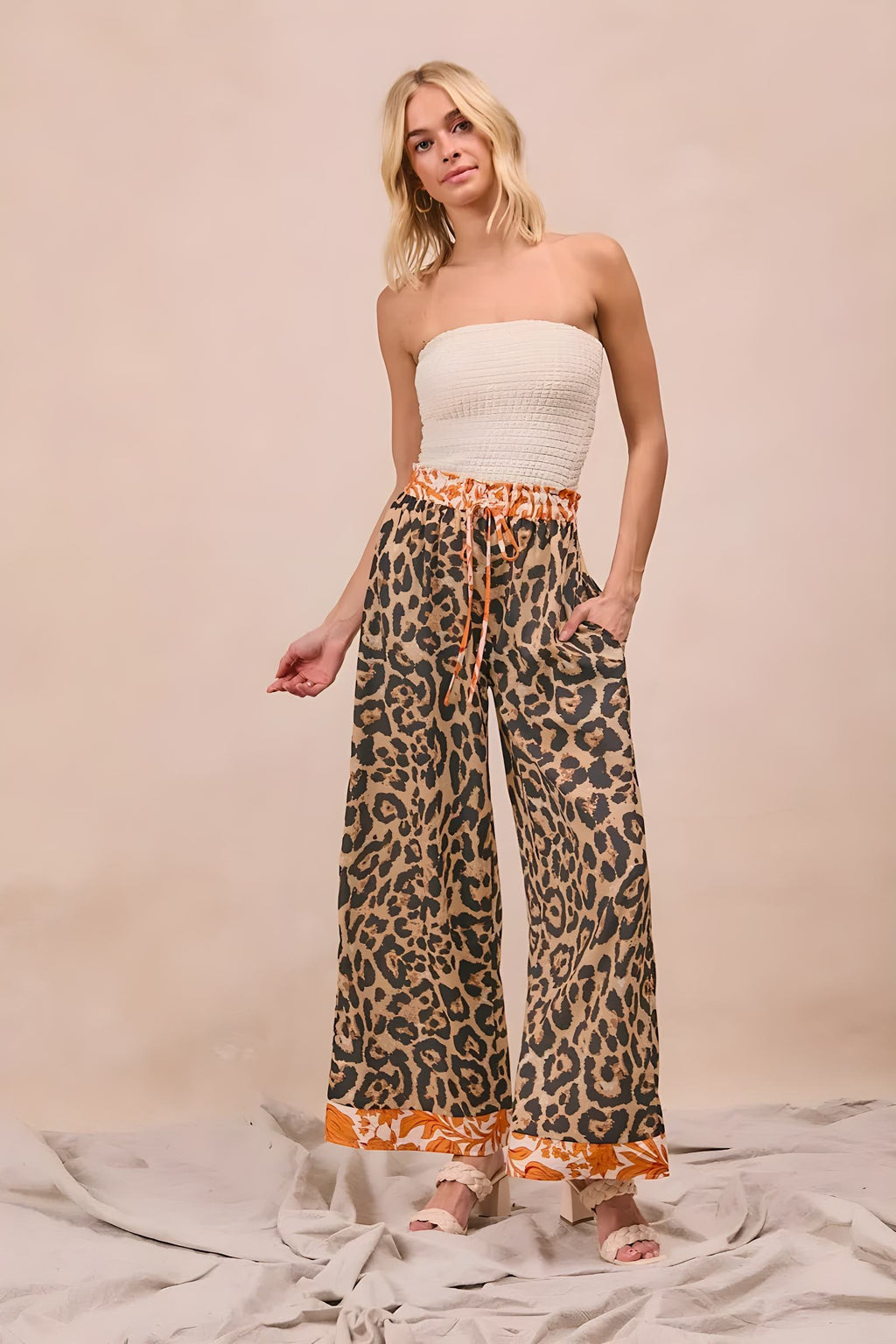 Bibi Leopard Print cu pantaloni largi cu bandă contrast