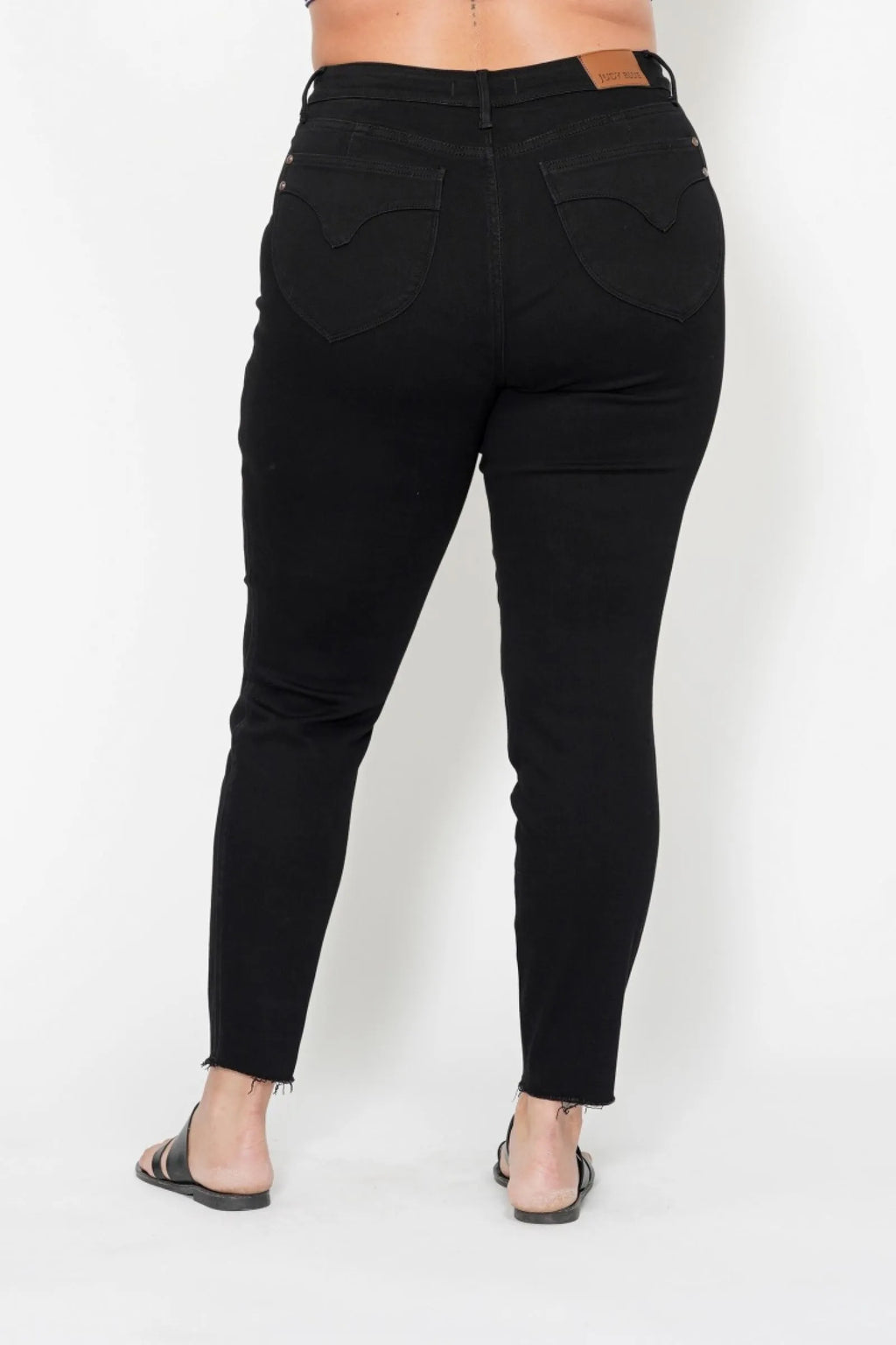 Judy Blue Full Size High Waisted Tummy Control Shield Pockets Skinny Jeans Plus Size - Modanista Fashion
