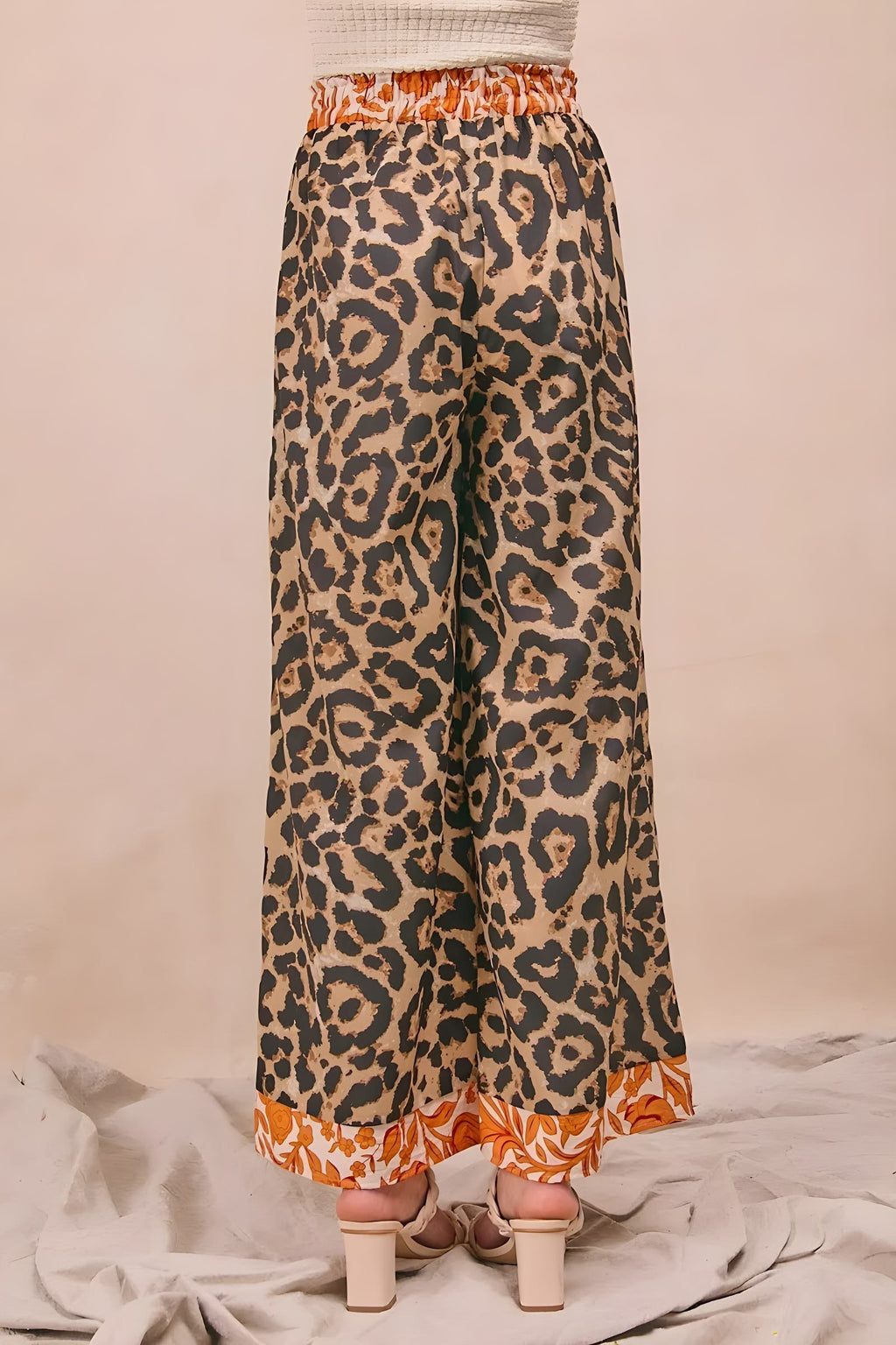 Bibi Leopard Print cu pantaloni largi cu bandă contrast