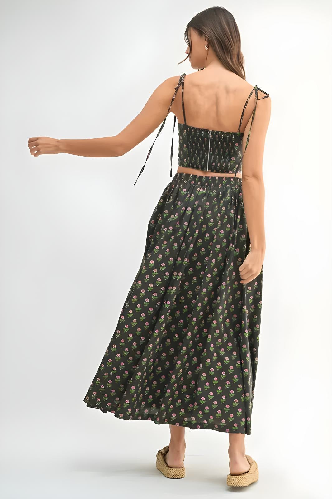 Mable kukkakasvi- ja hame -sarja