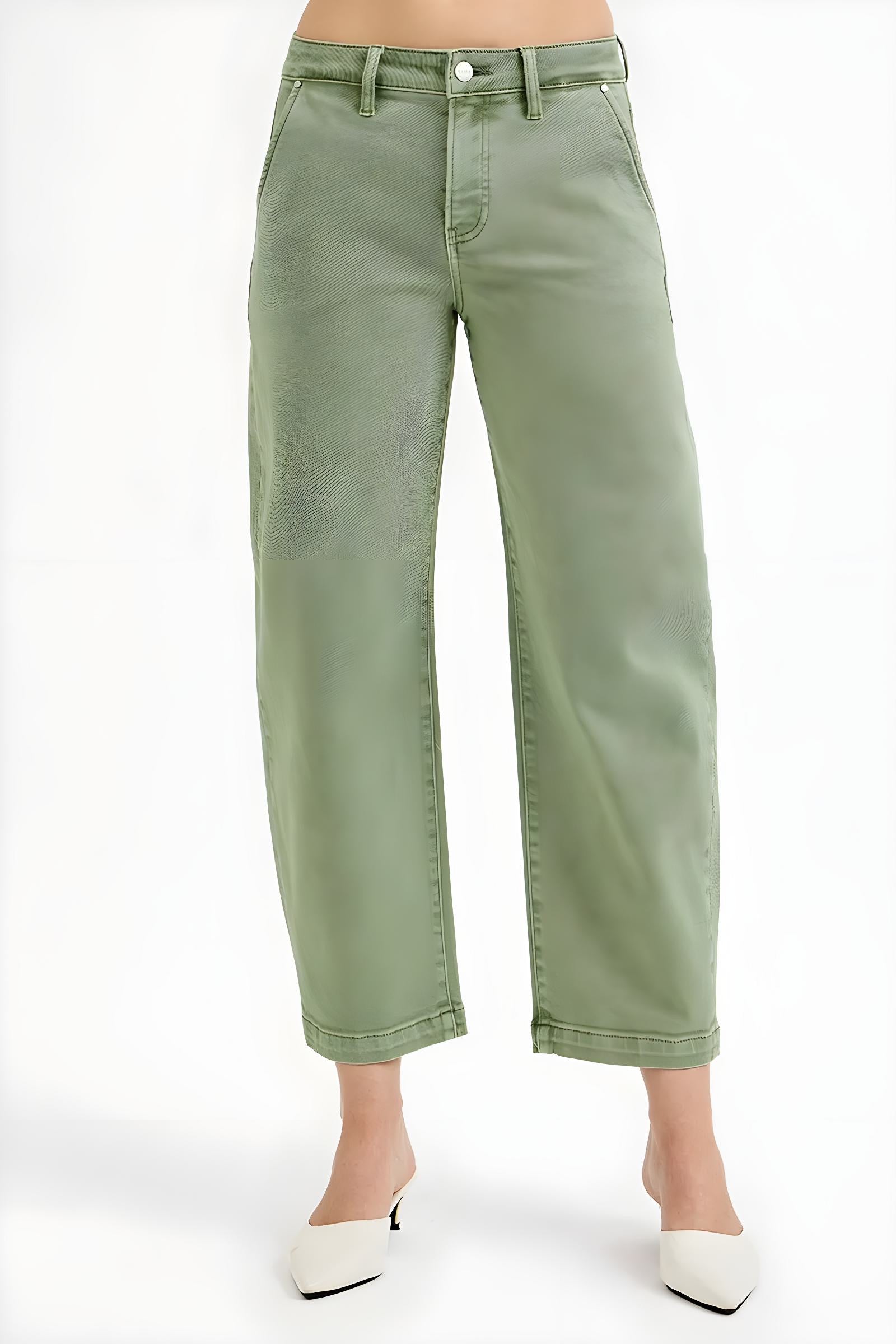 Jeans a vita alta modello barrel crop con controllo pancia RISEN taglia plus