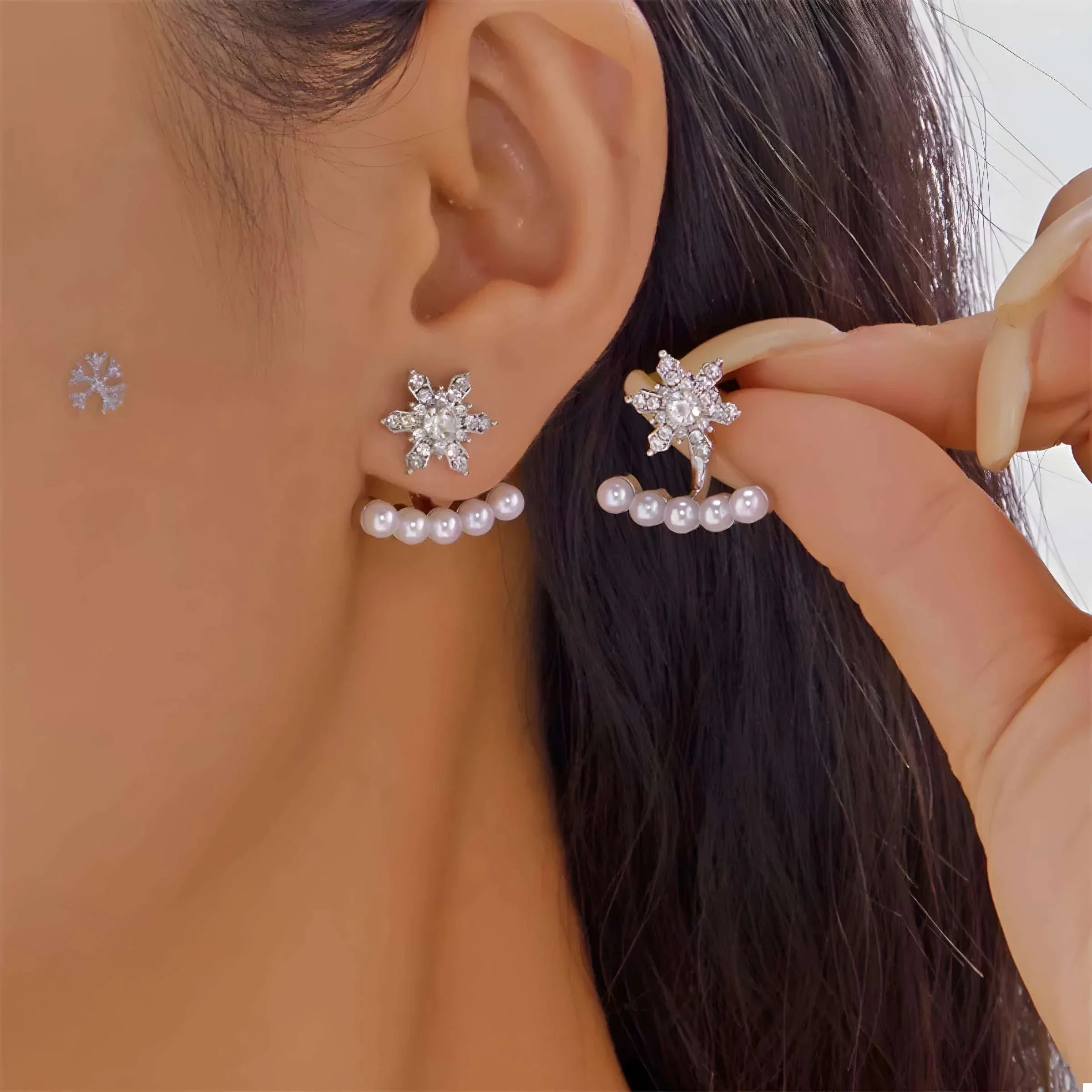 Christmas Snowflake Pearl Earrings – Festive & Elegant - Modanista Fashion