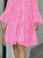 Robe à volants à ourlet à œillets, taille plus