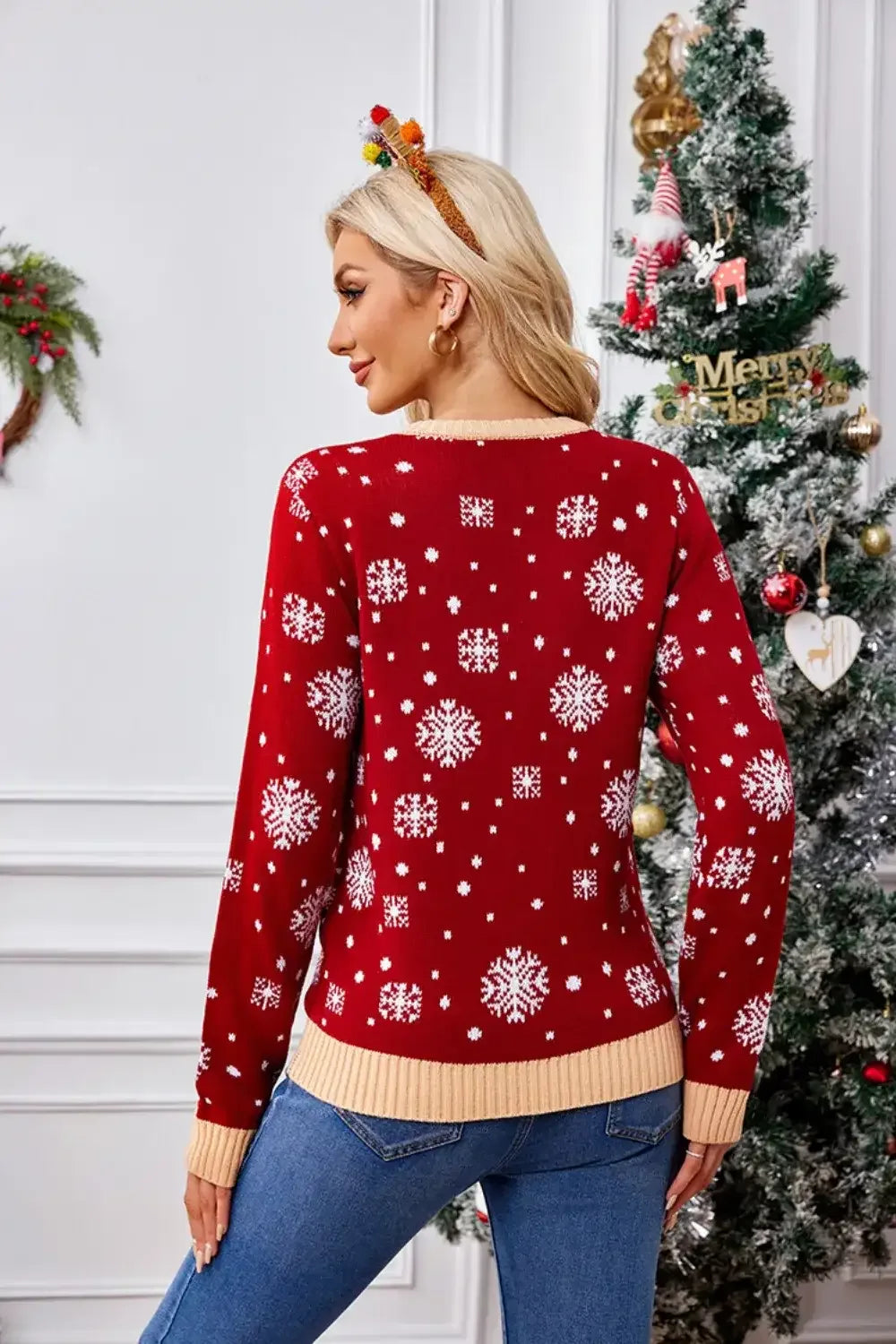 Christmas Pattern Round-Neck Long Sleeve Sweater – Festive & Cozy - Modanista Fashion