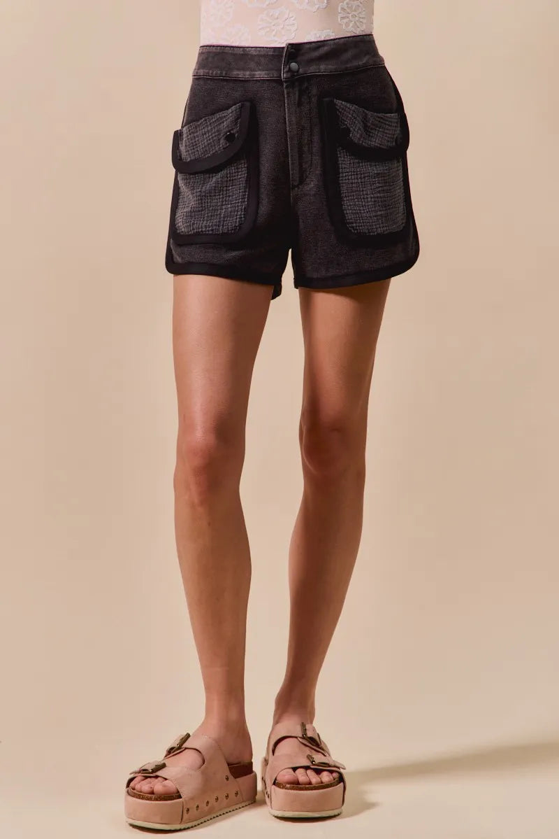 SO ME Mineral Washed Terry High Rise Cargo Shorts - Modanista Fashion
