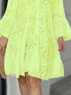 Robe à volants à ourlet à œillets, taille plus