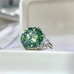 10 karátos smaragdzöld moissanite gyűrű 925-ös sterling ezüstből