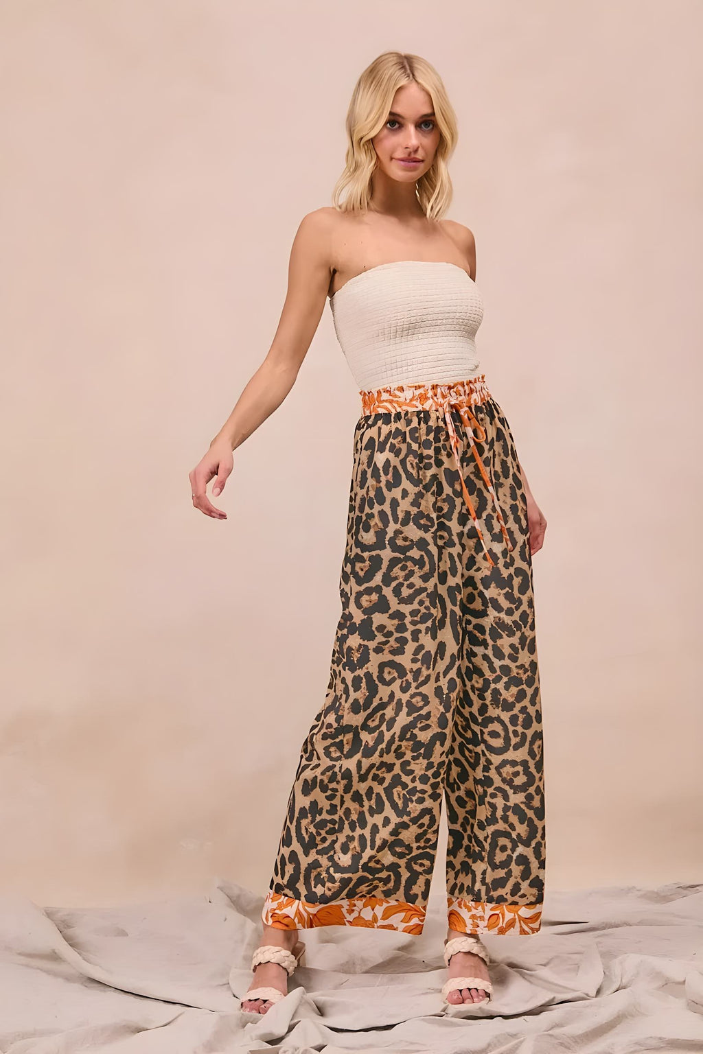Bibi Leopard Print cu pantaloni largi cu bandă contrast