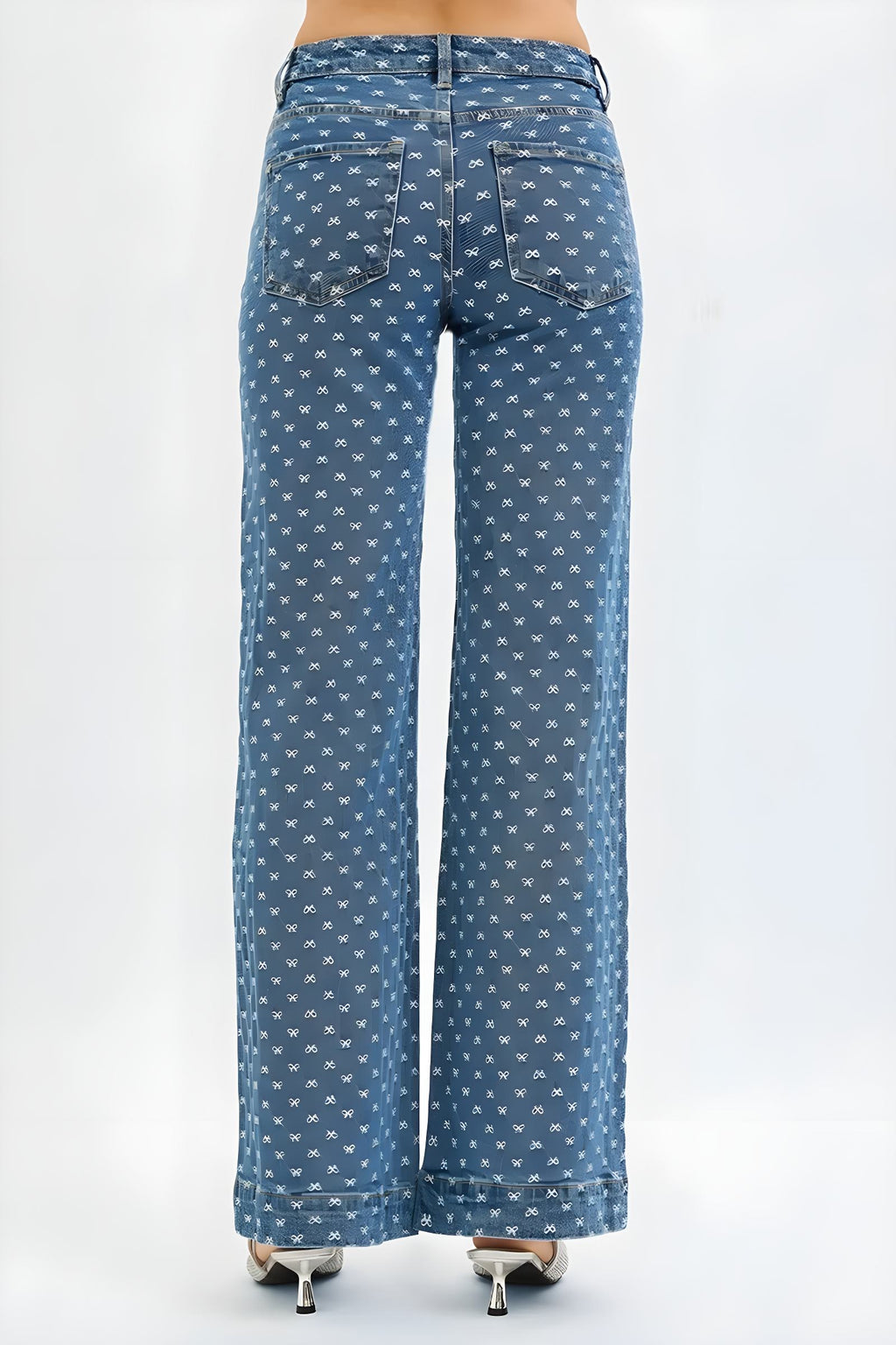 Ανυψώθηκε ψηλά άνοδο με έντονο τζιν