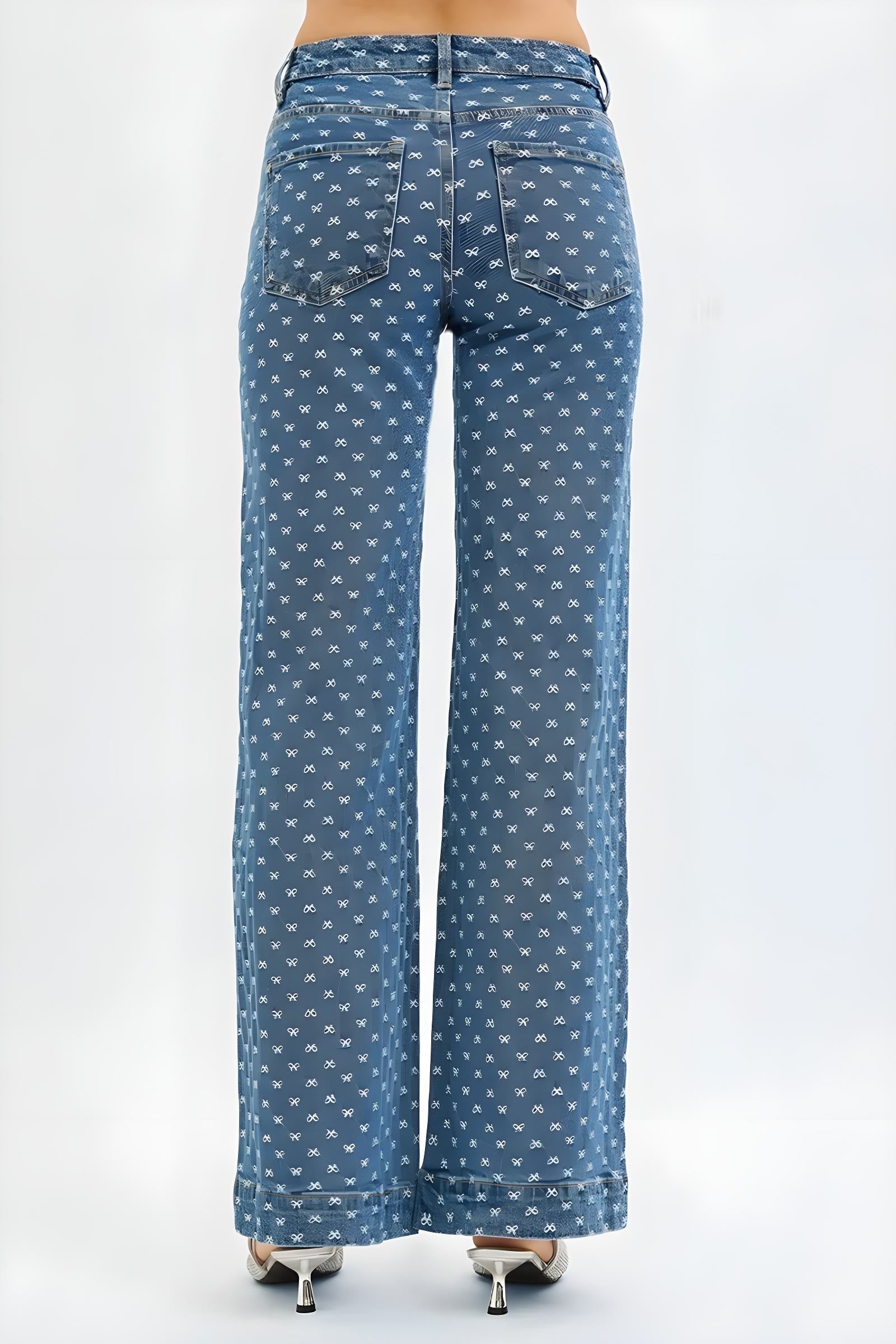 Ανυψώθηκε ψηλά άνοδο με έντονο τζιν