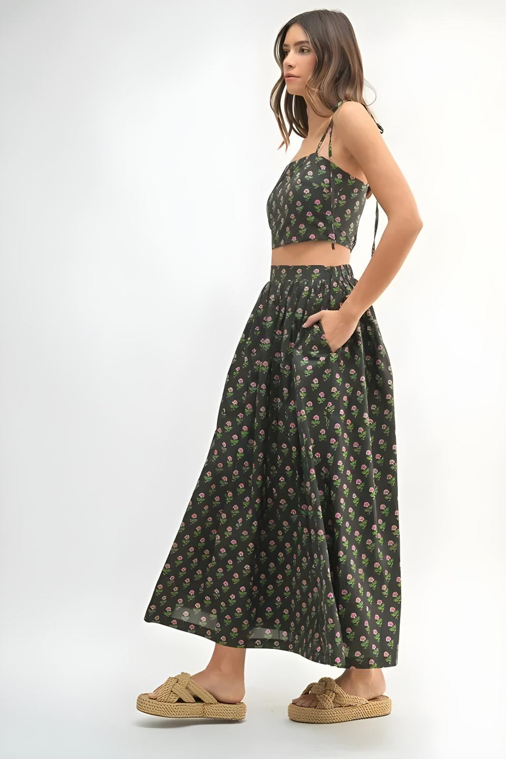 Mable kukkakasvi- ja hame -sarja