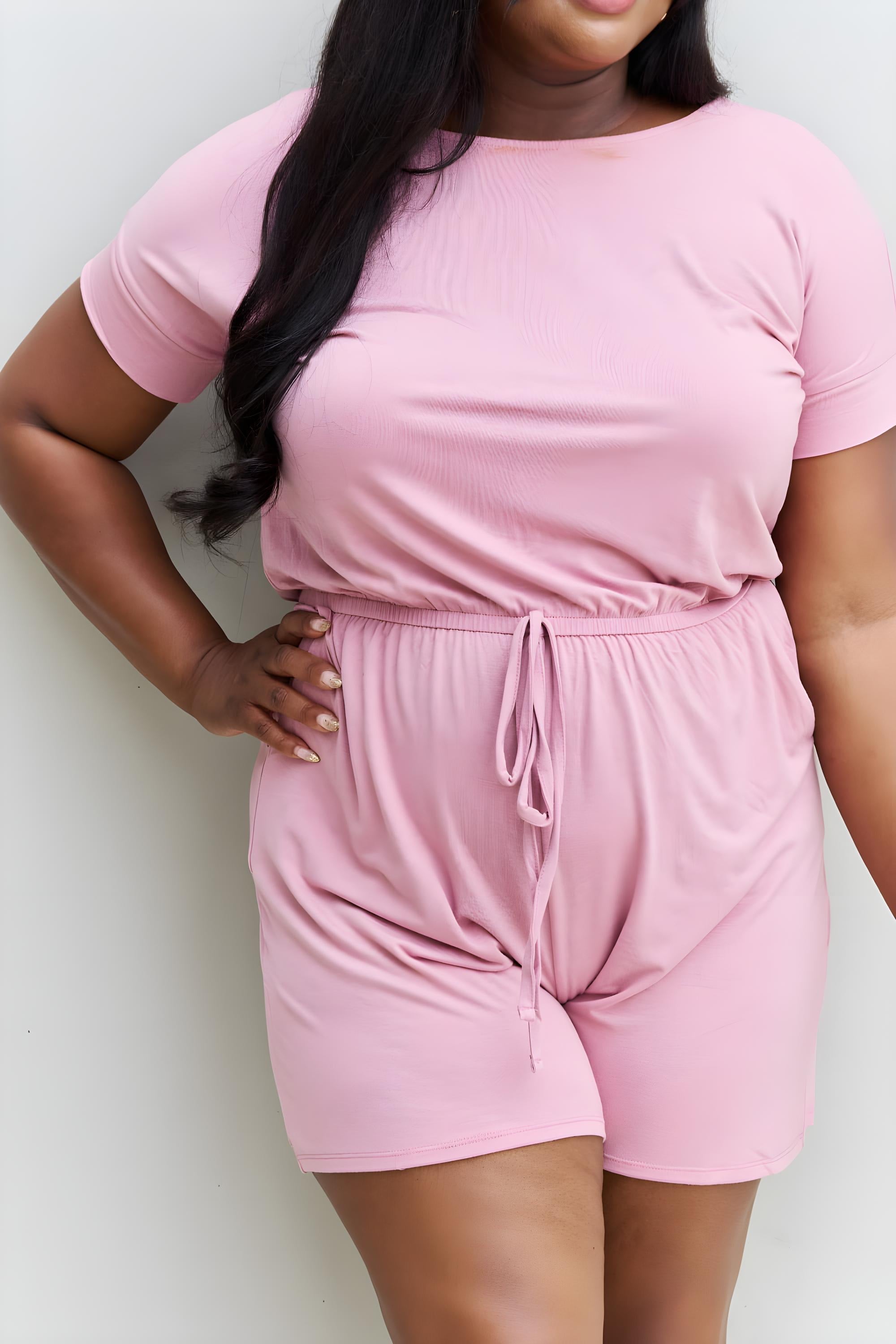 A Zenana teljes méretű rövid ujjú romper könnyű szegfű rózsaszínű