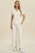 Conjunto de blusa de manga corta con cuello y pantalones de talla completa Double Take