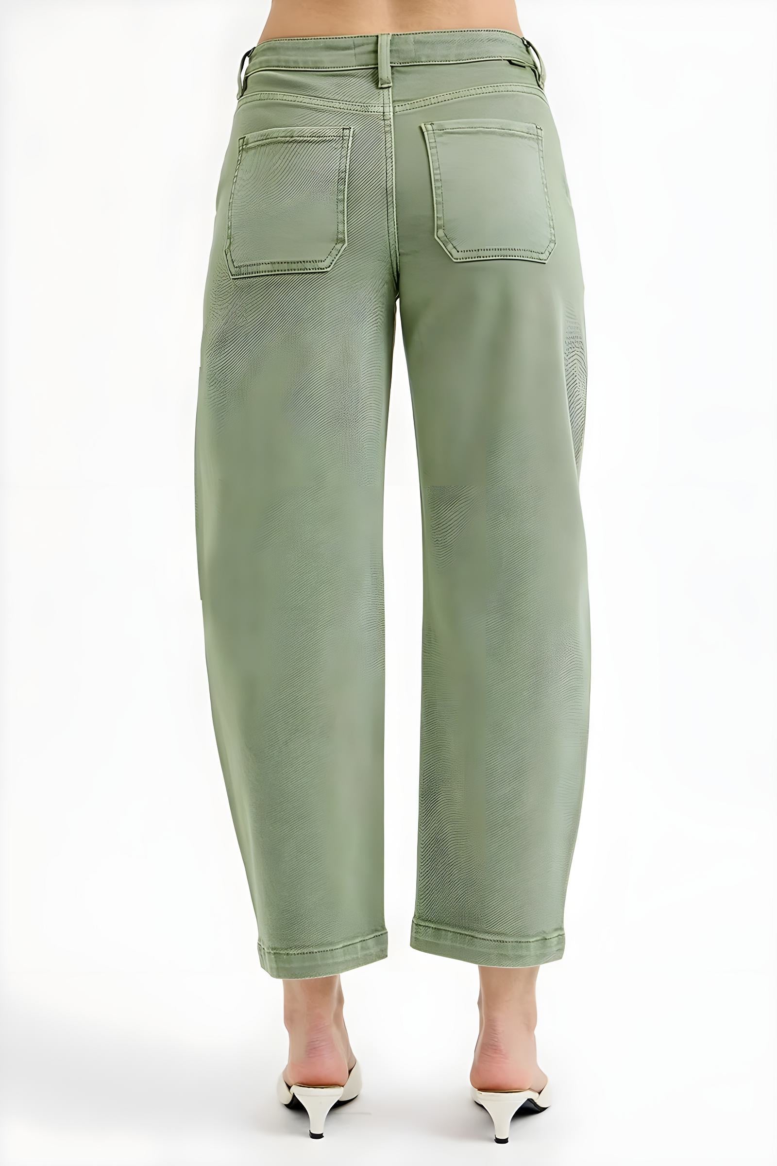 Jeans a vita alta modello barrel crop con controllo pancia RISEN taglia plus