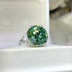 10 karátos smaragdzöld moissanite gyűrű 925-ös sterling ezüstből