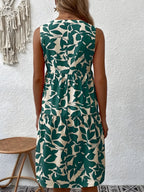 Trykt V-hals ærmeløs mini-kjole