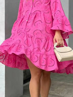 Robe à volants à ourlet à œillets, taille plus