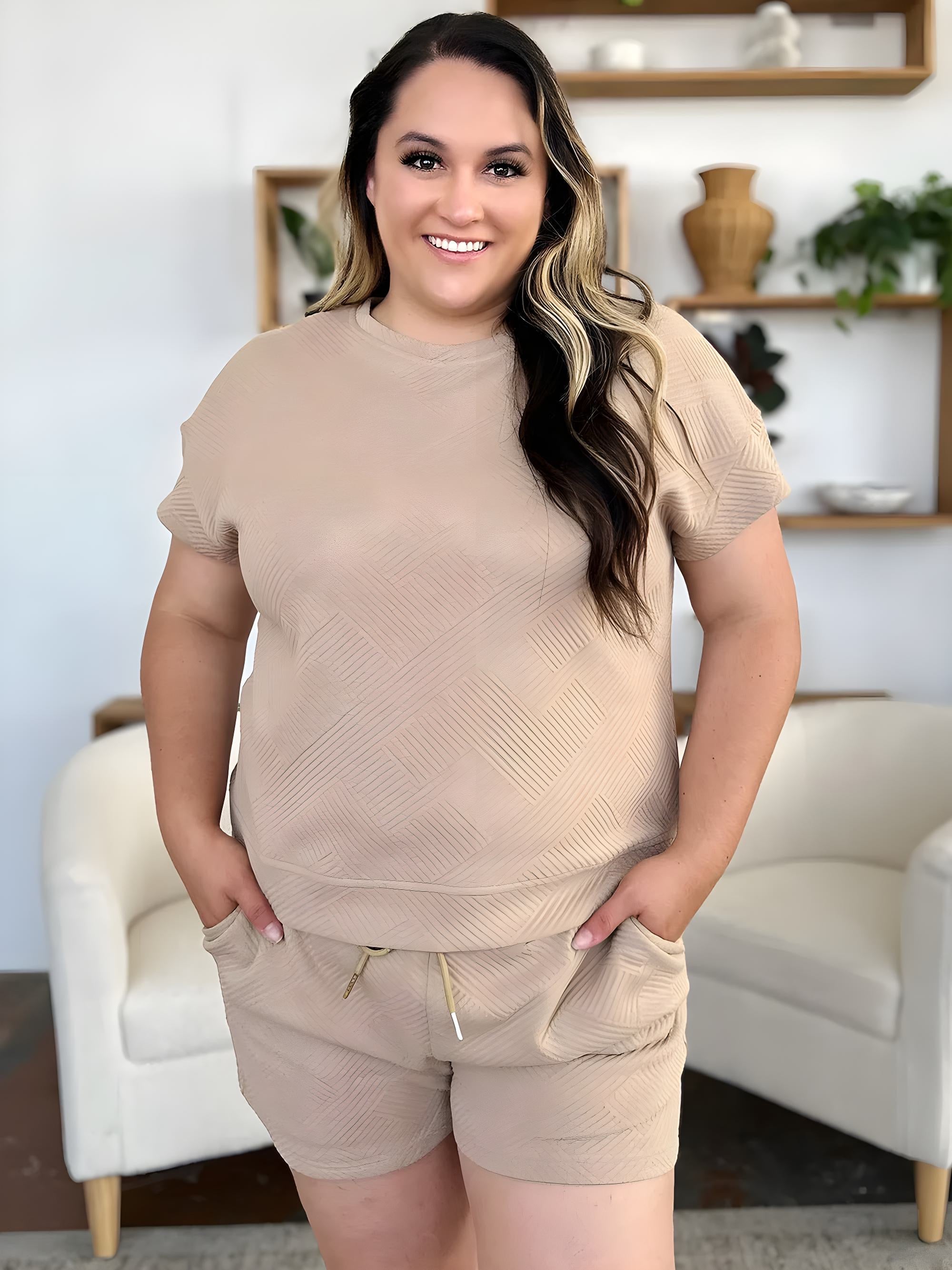 Dobbelt ta full størrelse tekstur kort ermet t-skjorte og snor shorts sett