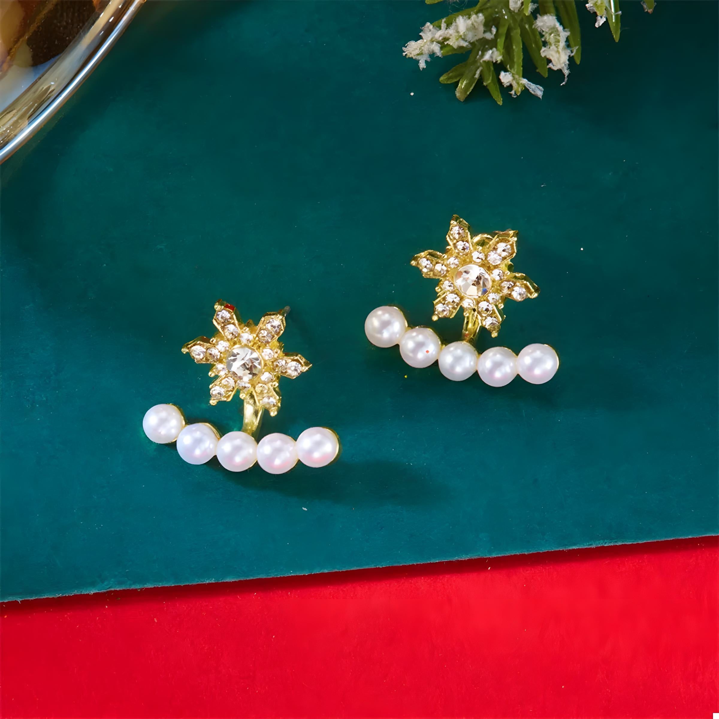 Christmas Snowflake Pearl Earrings – Festive & Elegant