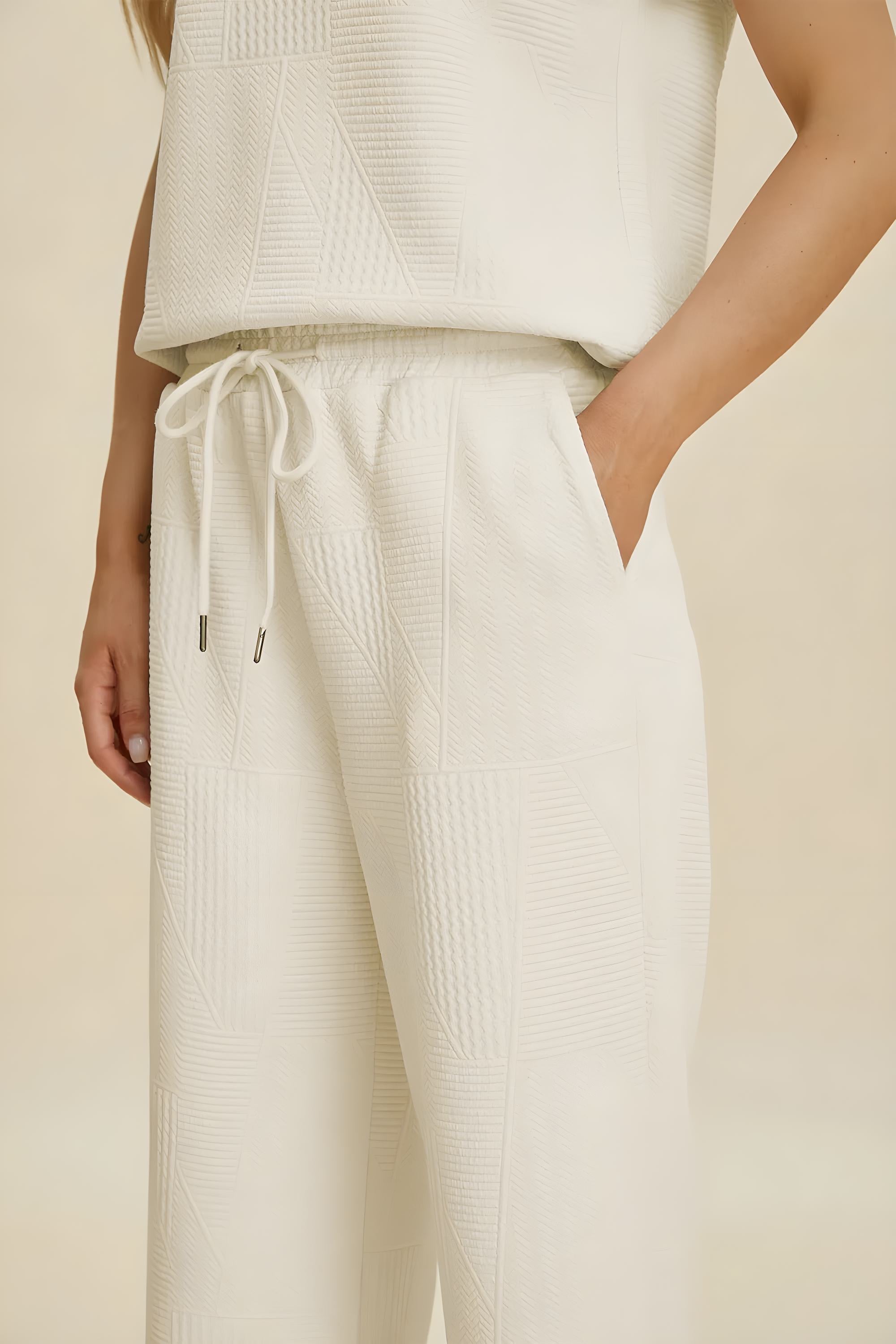 Conjunto de blusa de manga corta con cuello y pantalones de talla completa Double Take